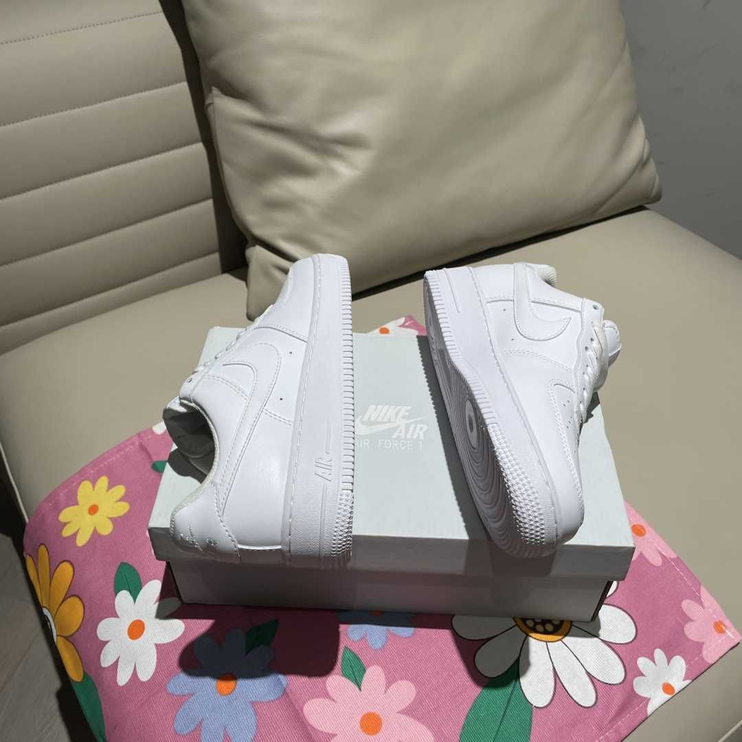 NikeAirForceOneLowR.41