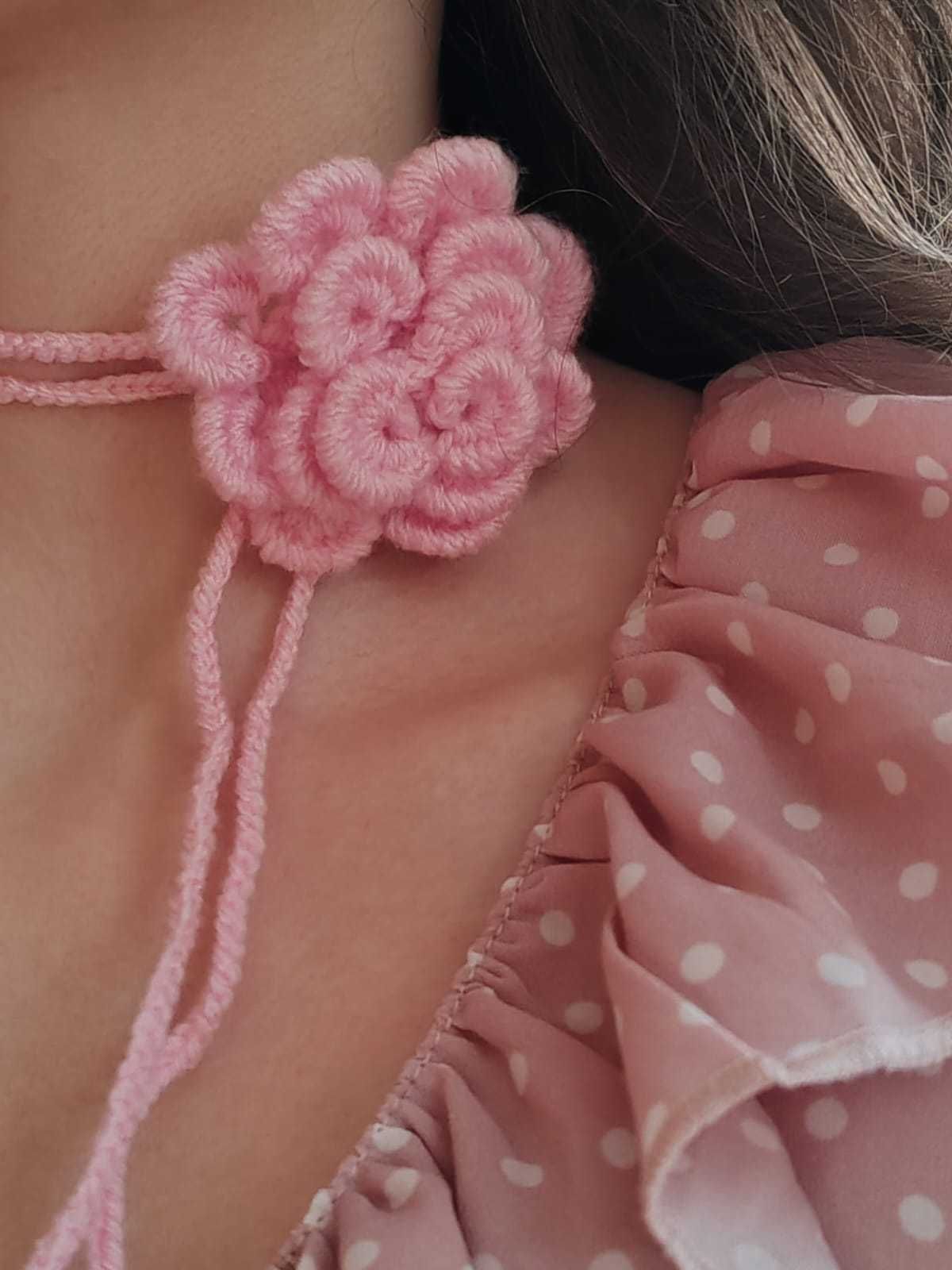 Naszyjnik choker różowy kwiat handmade