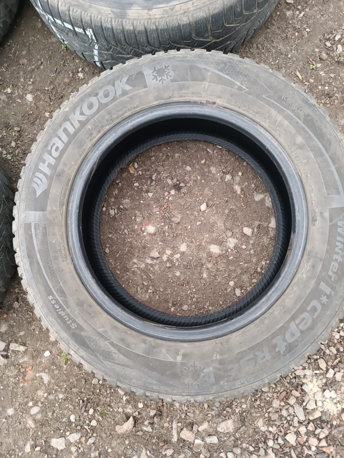 Opony zimowe- 2szt Hankook, 2szt Kleber 195/65/15