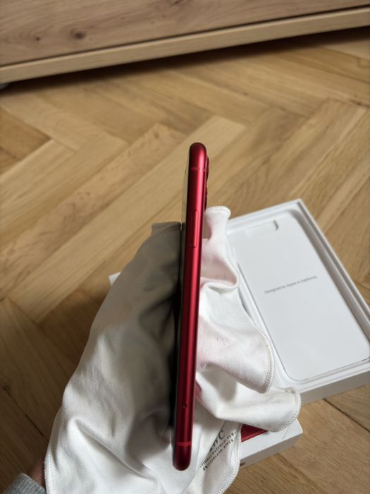 Apple iPhone 11 256GB Product Red