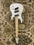 Harley Benton 8 Cordas com Fluence do Abasi