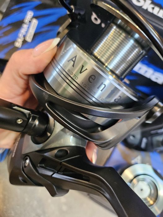 2 kolowrotki okuma aventa ab 10000 z wolnym biegiem