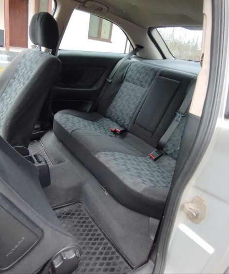 Samochód opel astra II