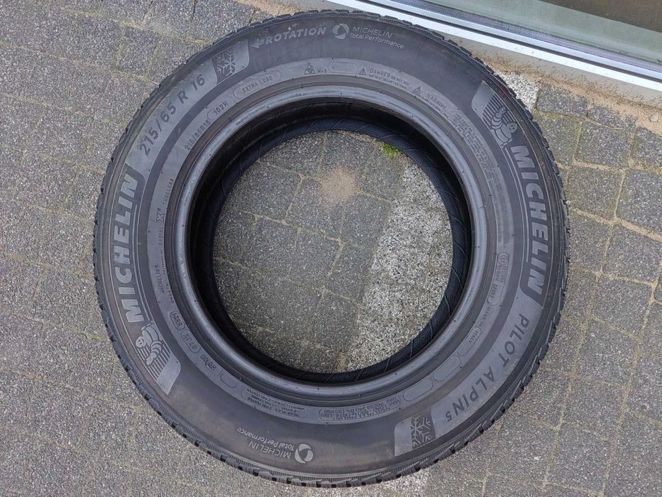 215/65R16 102H Michelin Pilot Alpin 5 2021r zimowa pojedyncza SUV