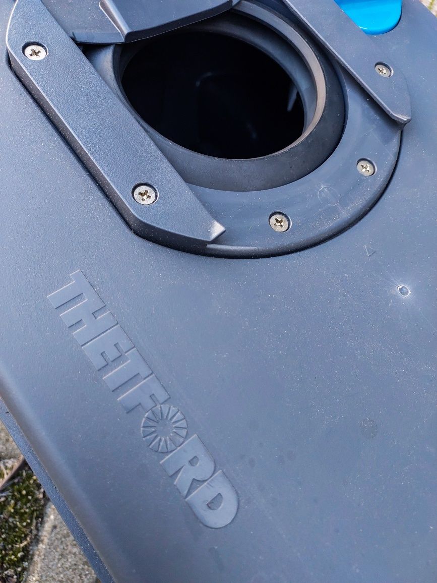 Thetford 220 - NOWA kaseta wc