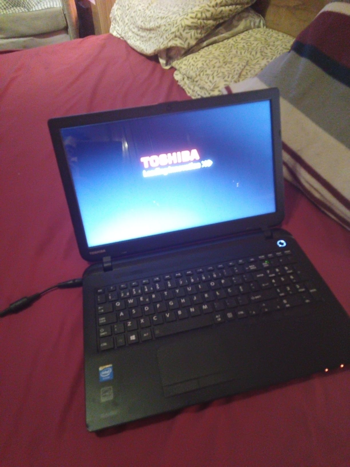 Portatil notebook toshiba