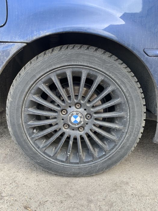 Продам диски bmw - r17 чорні оригінал