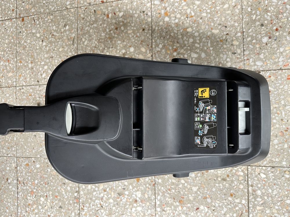Base Isofix Maxi Cosi / BebéConfort para Baby Coque Tinca Como NOVO