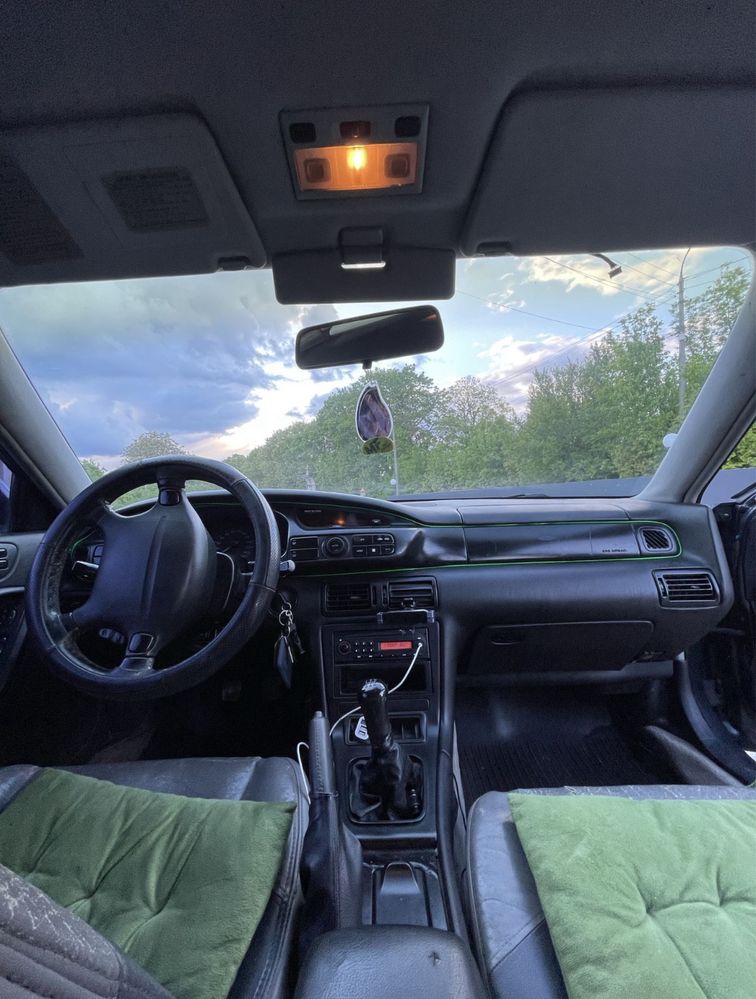 Продам Mazda ksedoks 9