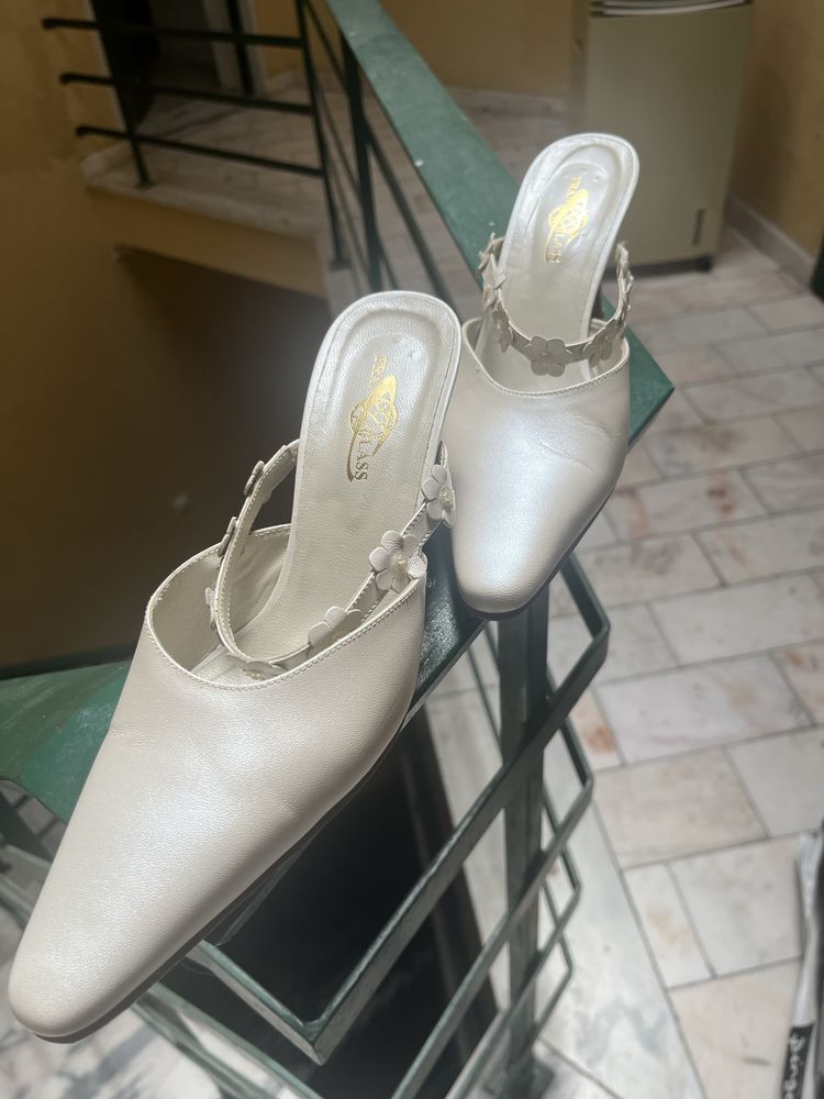 Sapato elegante para noiva ou ocasiao especial
