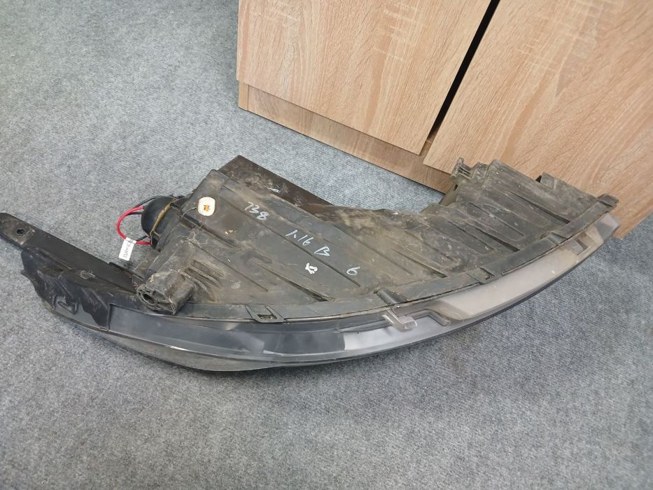 Фара кіа Ріо 2013