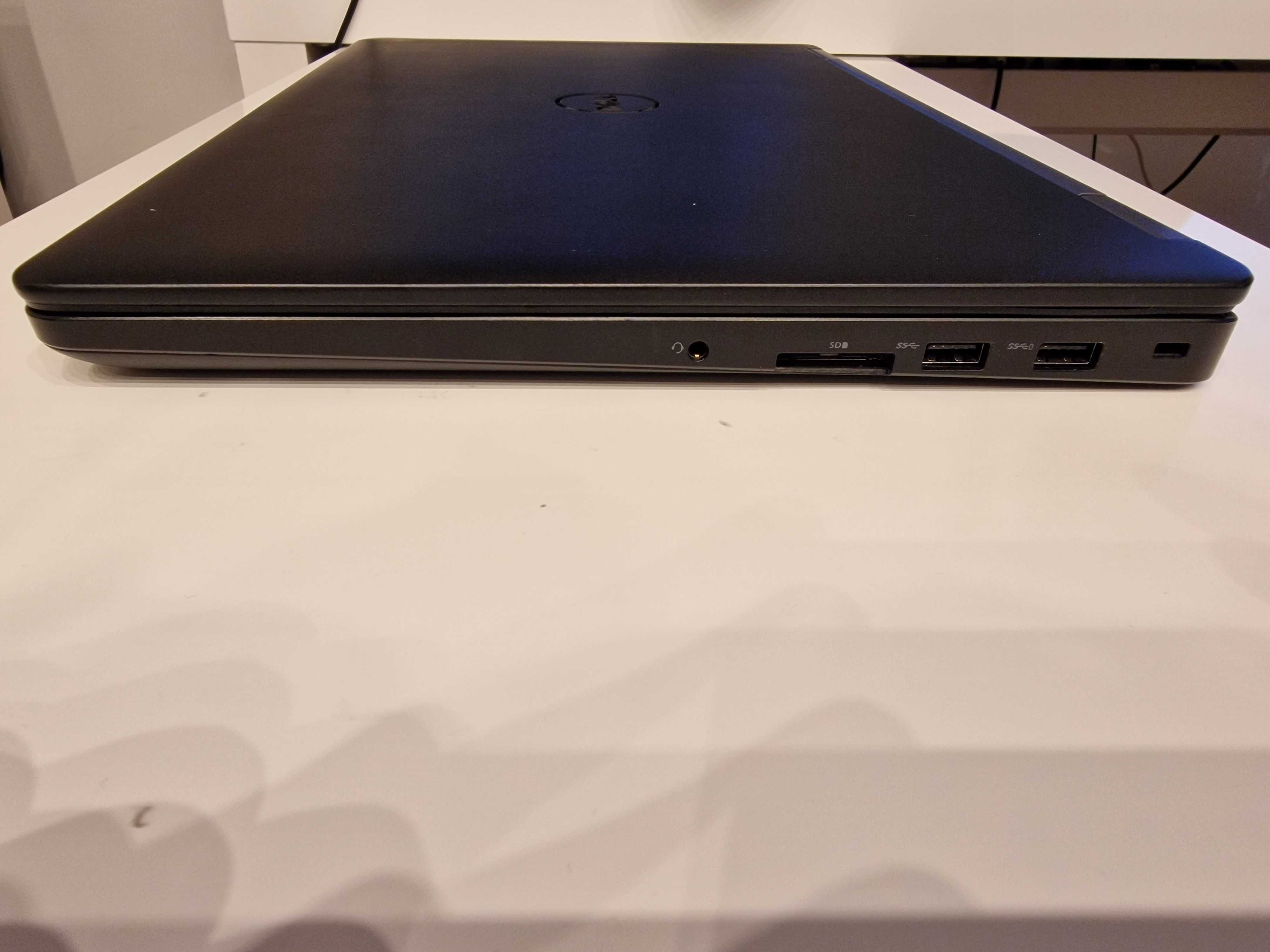 DELL Latitude E5570 i7-6820HQ 32GB(RAM) 500GB(HDD)