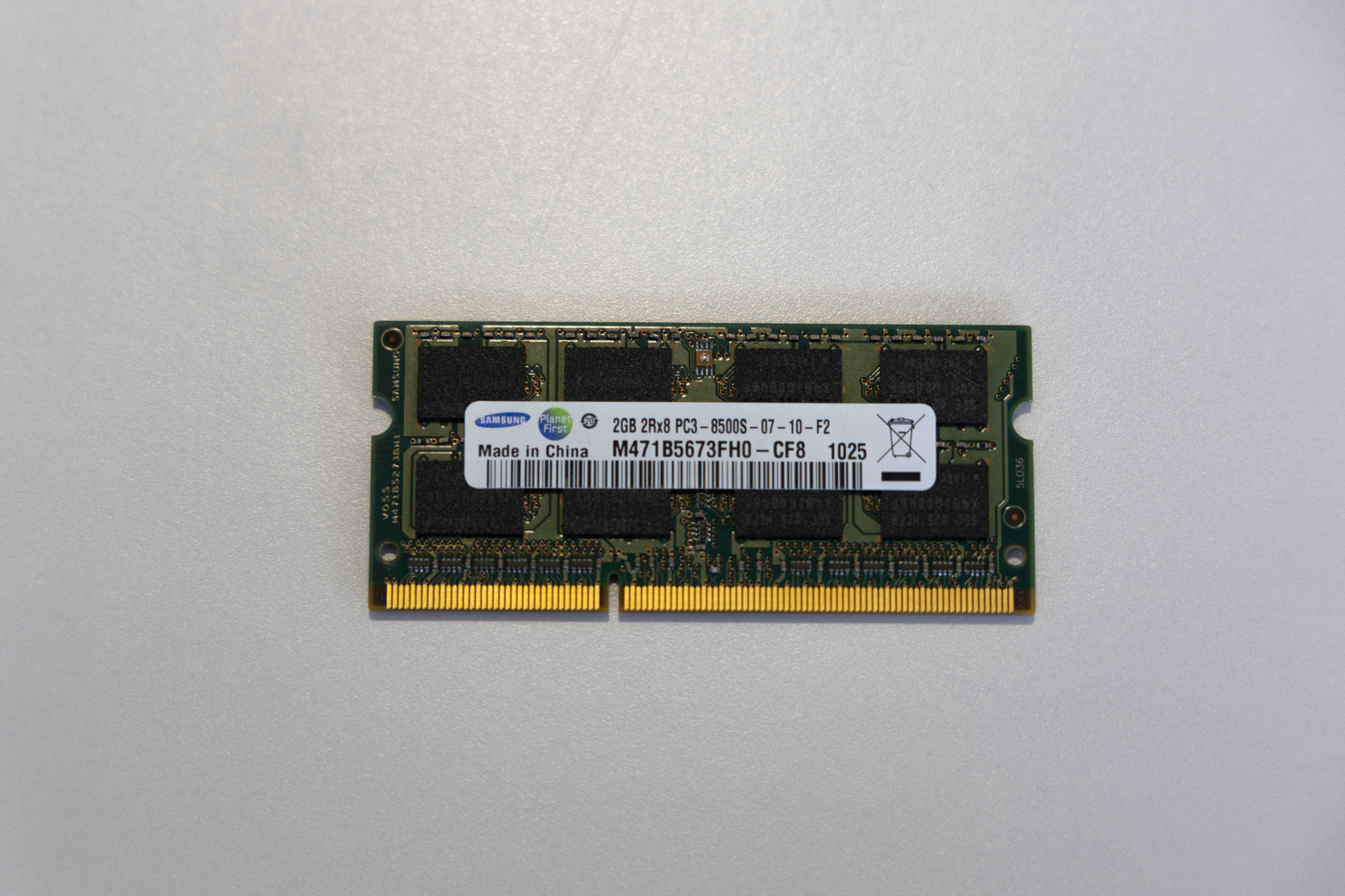 Samsung M471B5673FHO 2GB 2Rx8