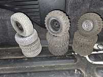 Jantes c/pneus RC Crawler 1:10
