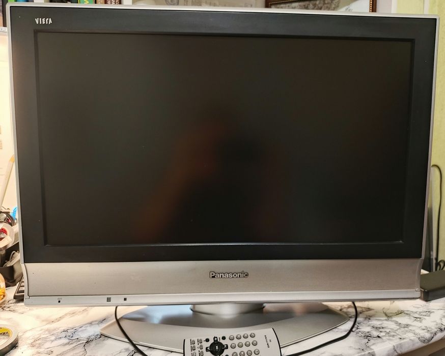 Panasonic LCD Viera TX-26LM70F