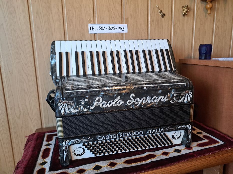 Akordeon Paolo Soprani 120bas cztery chóry