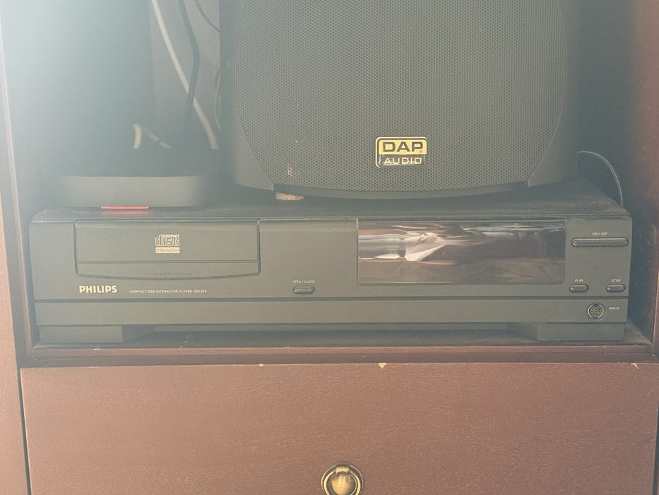 Compact disc da Philips 100% funcional