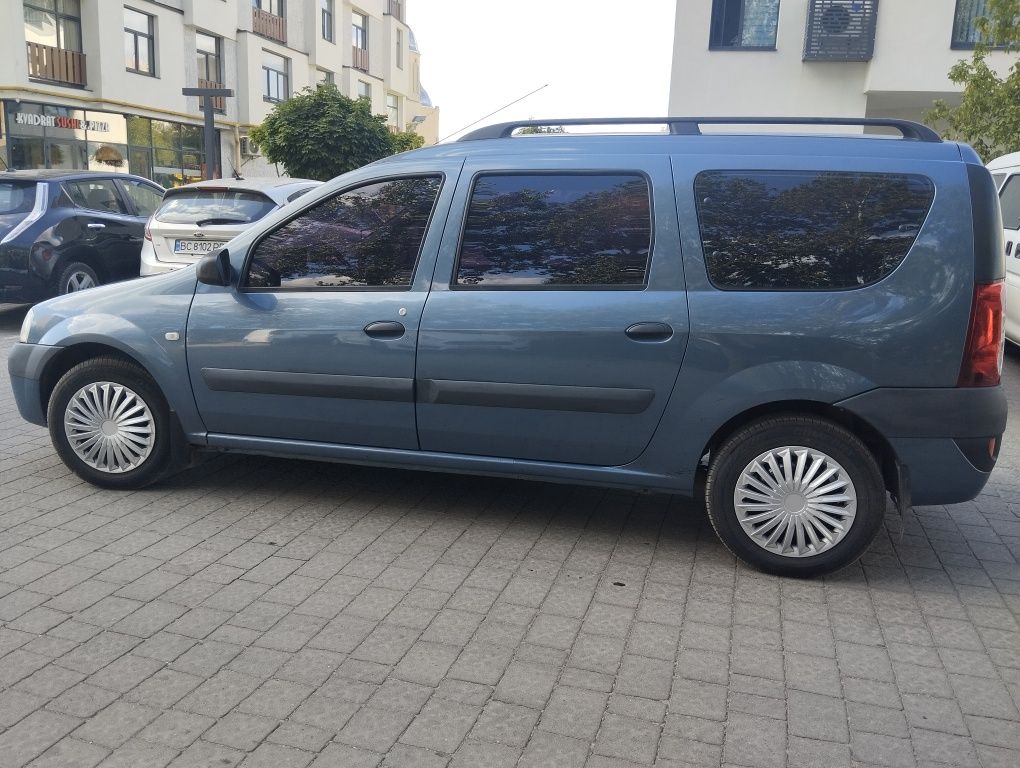 Продам Dacia Logan MCV,7-міст,1,6 MPi