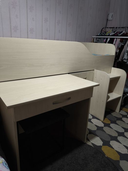 ліжко-гірище

Колір каркаса:

німфея альба

Вікна група:

для підкладо