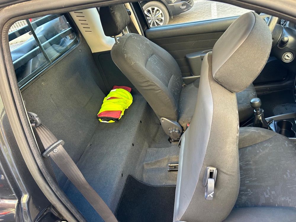 Vendo Fiat Strada como nova de garagem