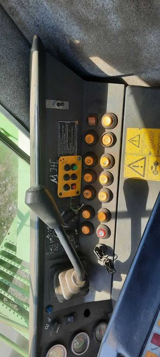 Віддам комбайн   TOPILINER 4075 в хороші руки