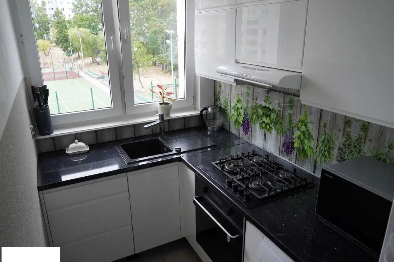 1 POKÓJ   w mieszkaniu 3  pokojowym  50m2  do wynajęcia ul.Zawadzkiego
