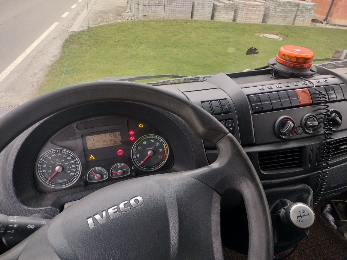 Autolaweta,  Iveco  100e18 specjalny  ,pomoc drogowa
