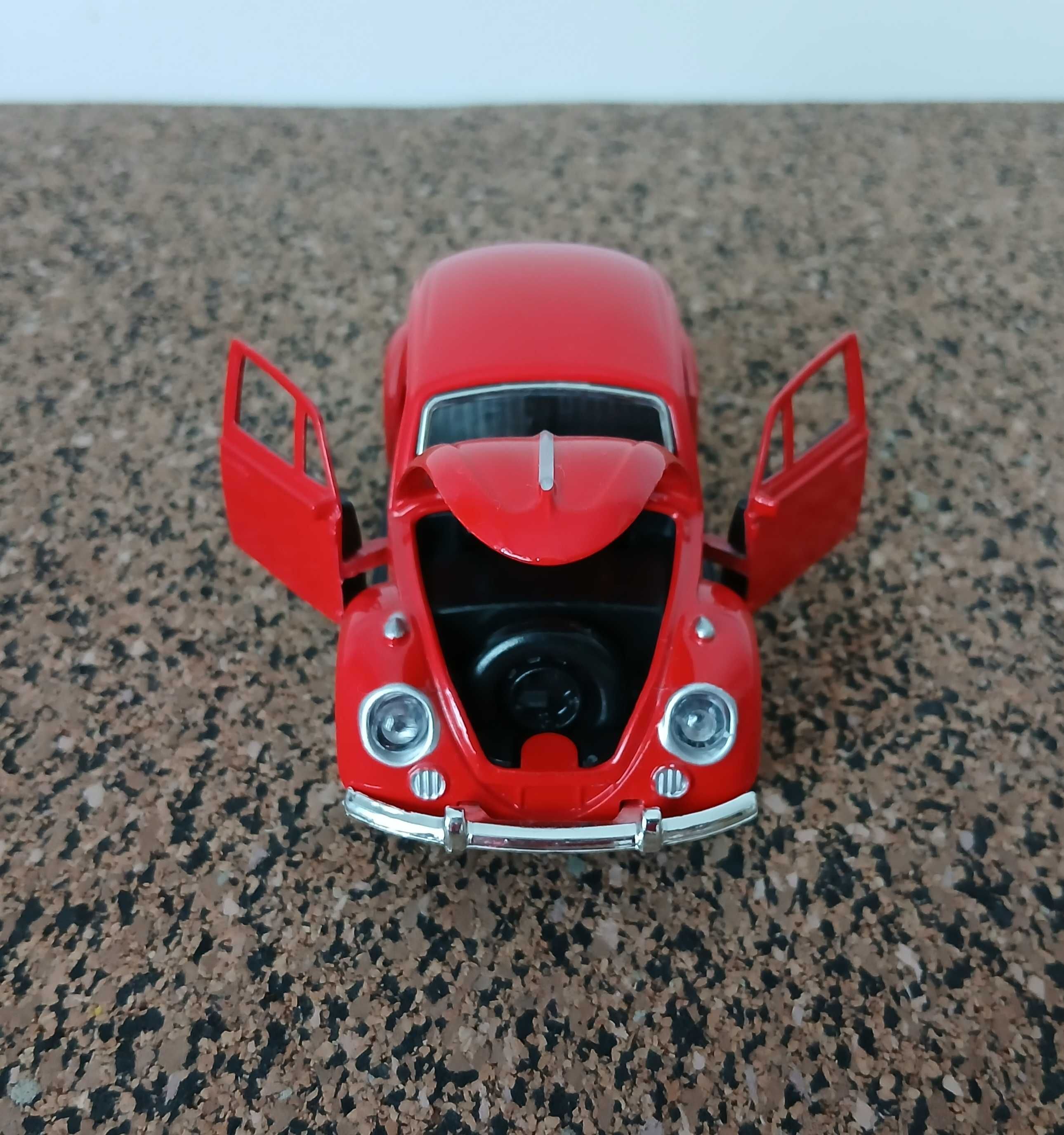 Volkswagen Beetle de 1946 (escala 1:32)