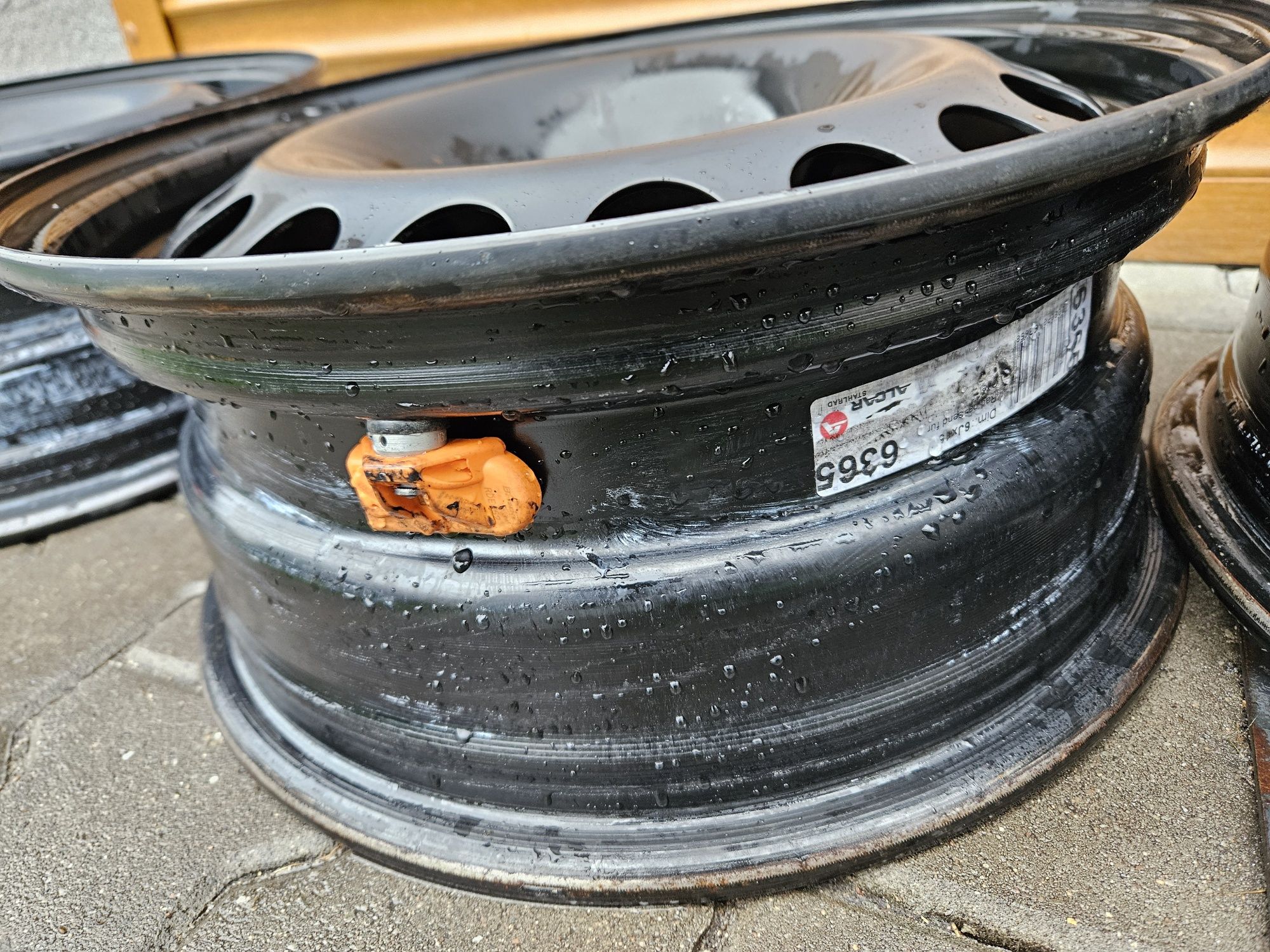Felgi stalowe Opel Astra K 5x105 czujniki