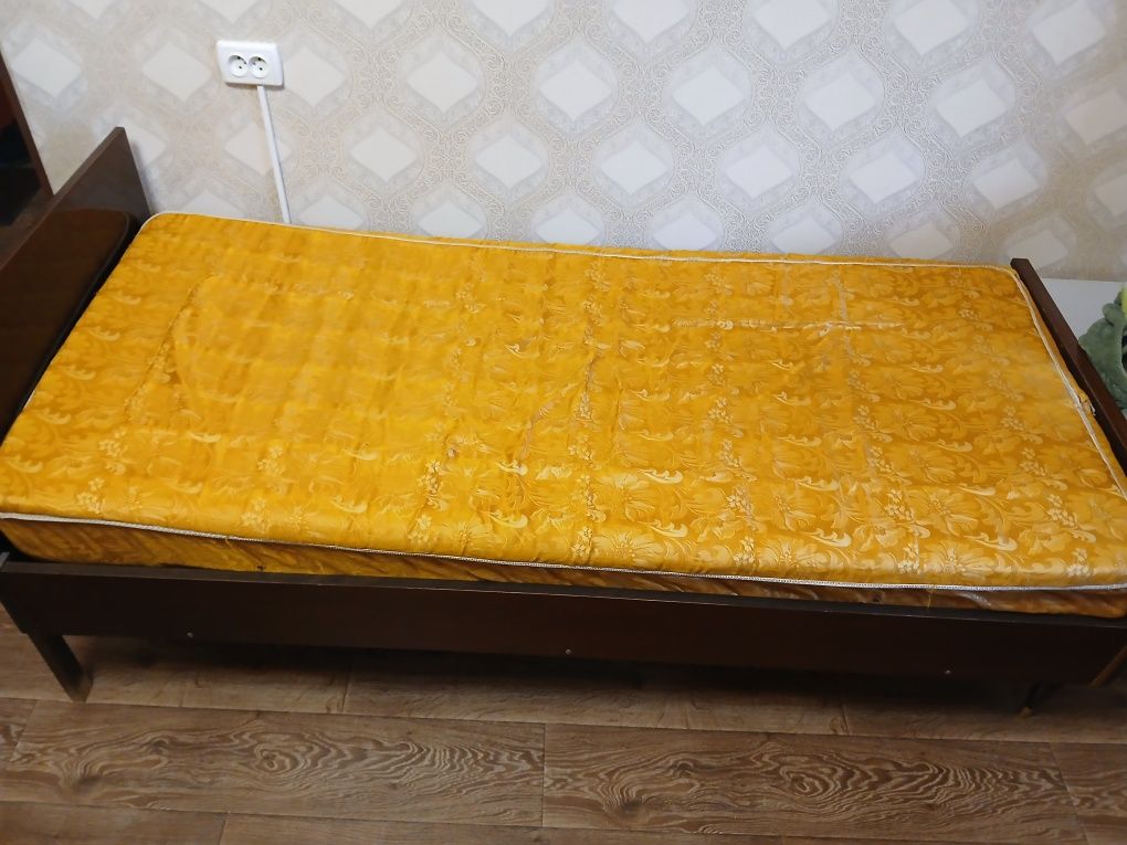 Продам Матрас 200×80