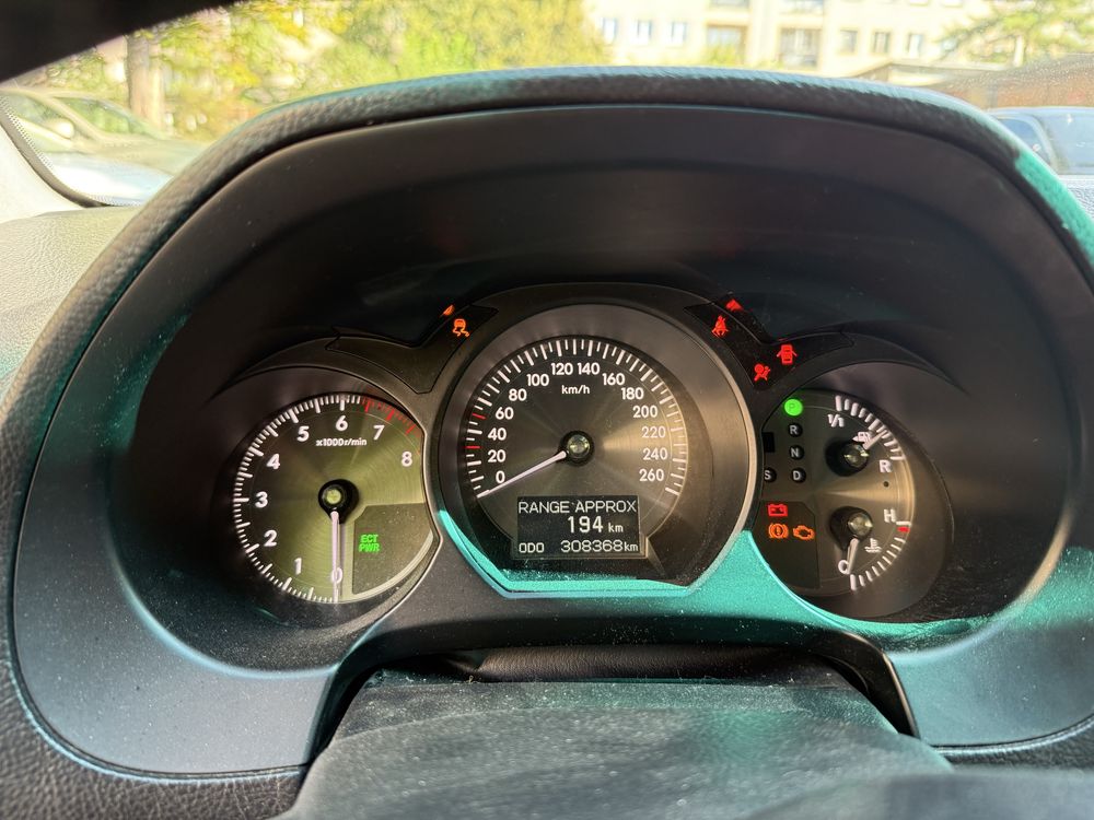 Lexus GS300. 2005. 308 000km