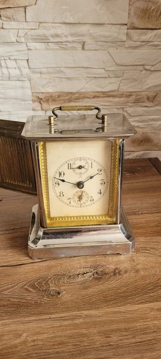 Stary budzik kareciak z pozytywką