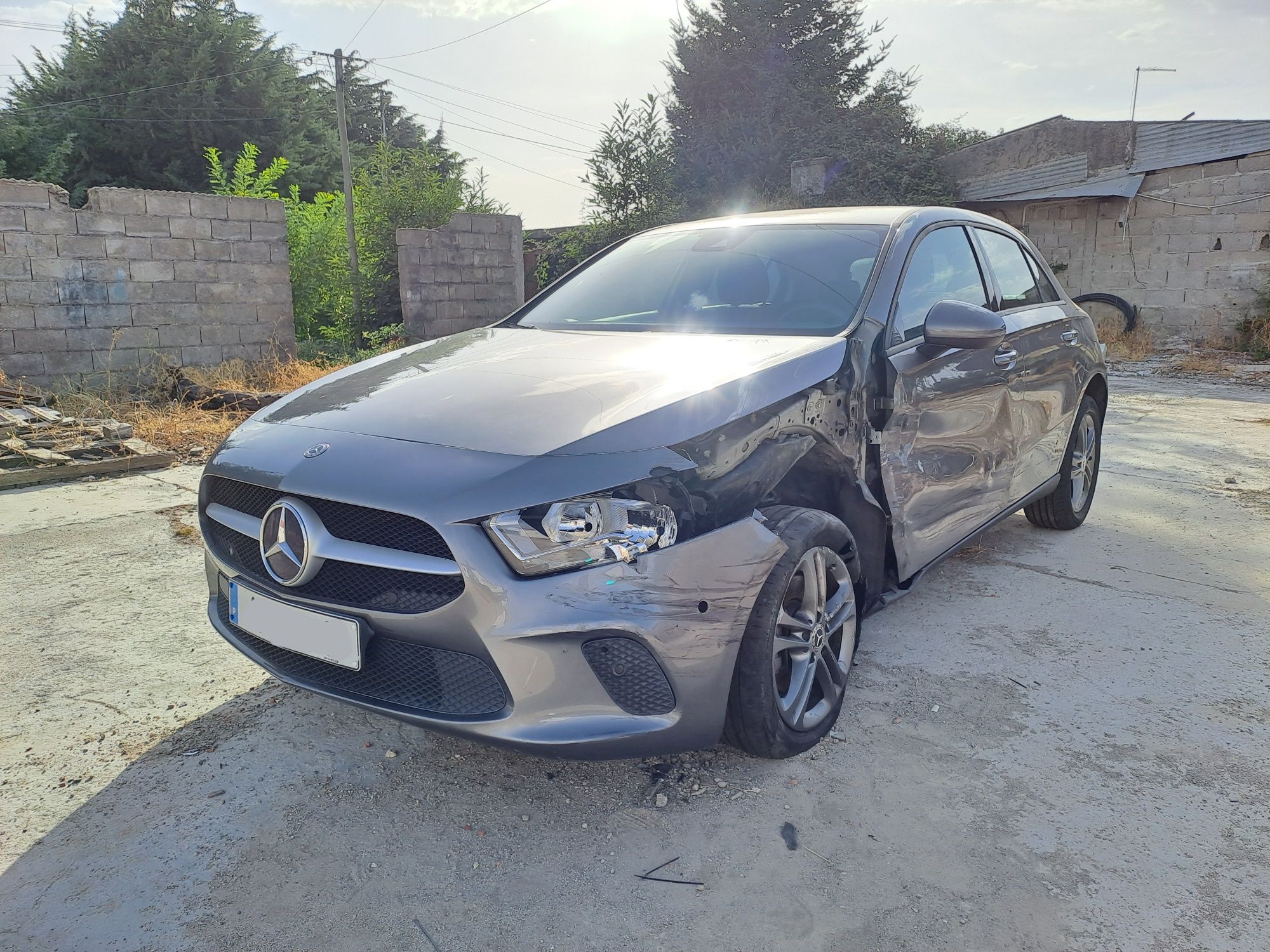 Mercedes-Benz A200d  (motor mercedes)