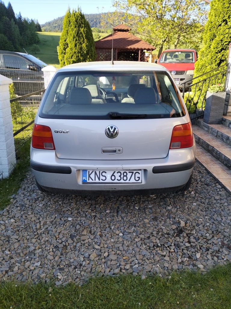 Volkswagen Golf 4