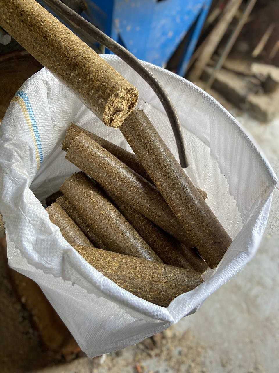 Брикети з деревини/лушпиння соняшника/PINI KAY/RUF/NESTRO/Руф/ПініКей/