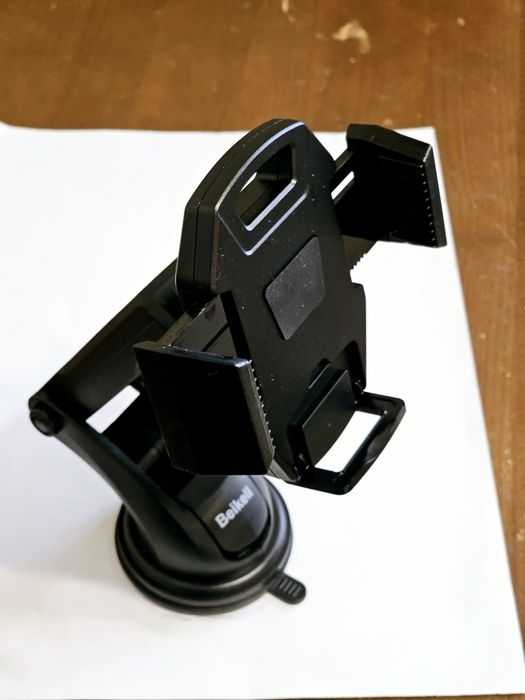 Тримач в авто Beikell на присосці