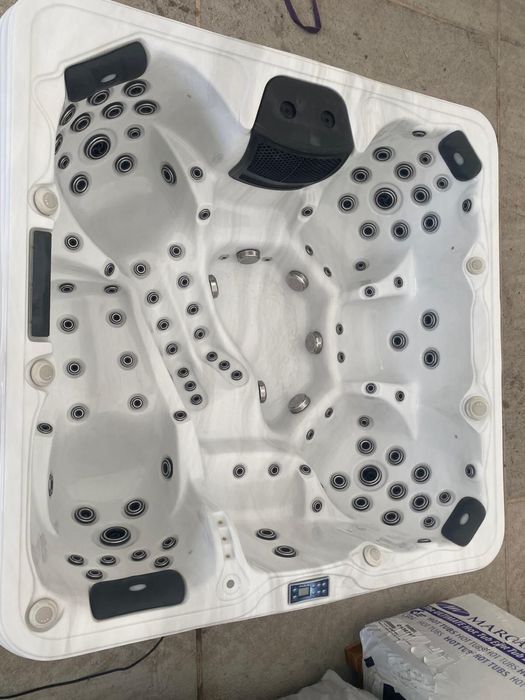 Luksusowe Jacuzzi Balboa  220x220 super stan Transport GRATIS