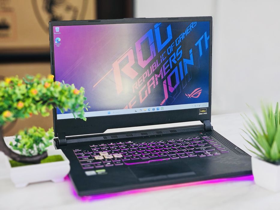 Asus ROG/FHD/IPS/ i5-9300H/4.1 GHz/16 ГБ/SSD 512/GTX 1650 /4ГБ
