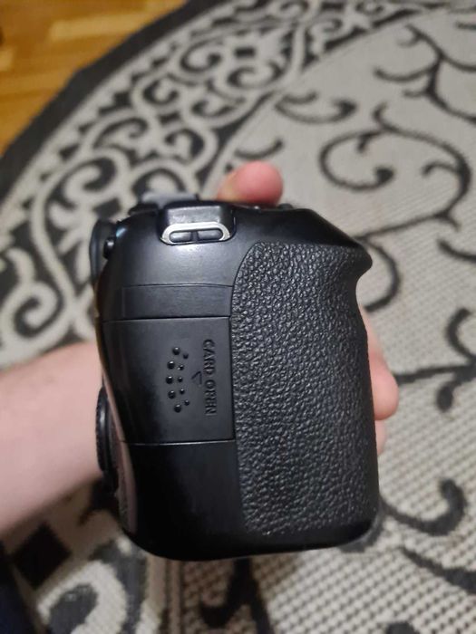 Фотоапарат Canon EOS 70D