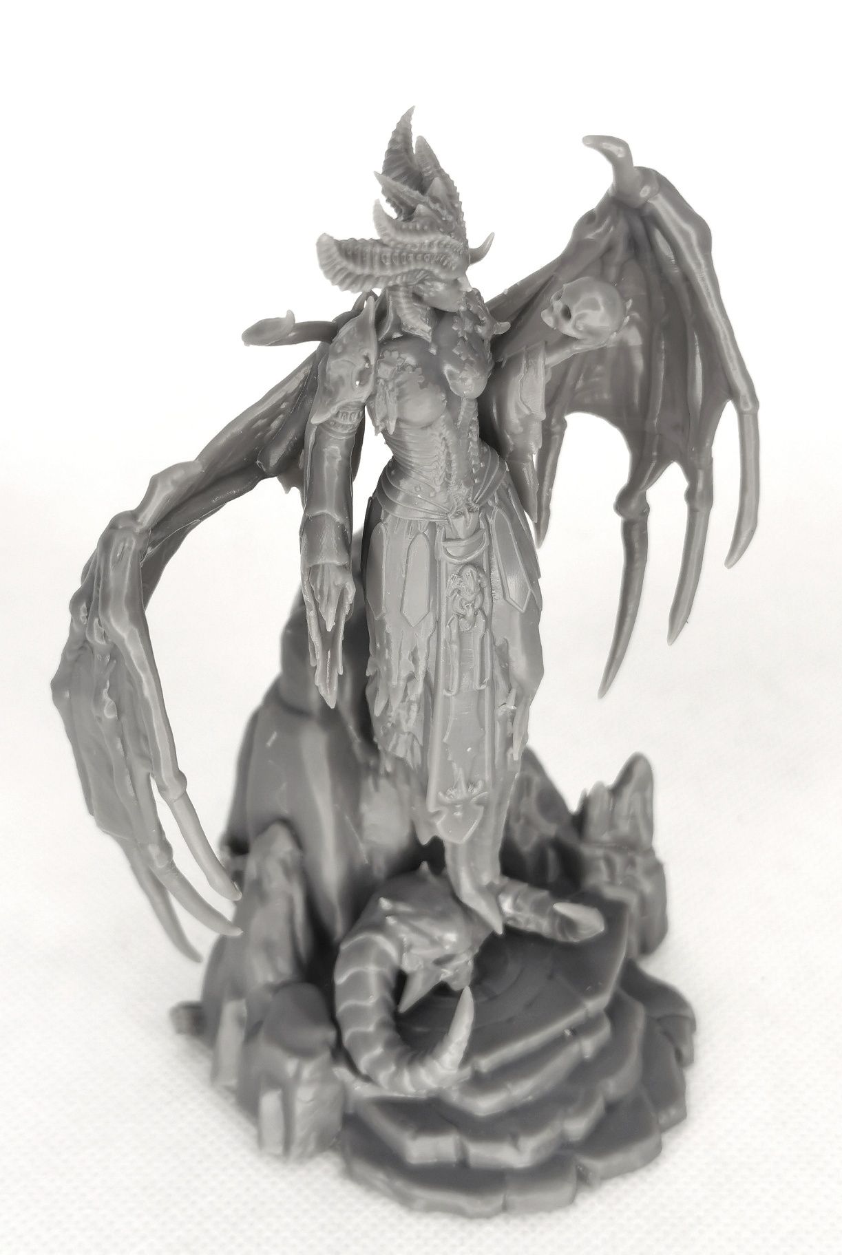 Figurka Lilith Diablo 4. Najwyższej jakości wydruk 3D.  12 cm wysokość