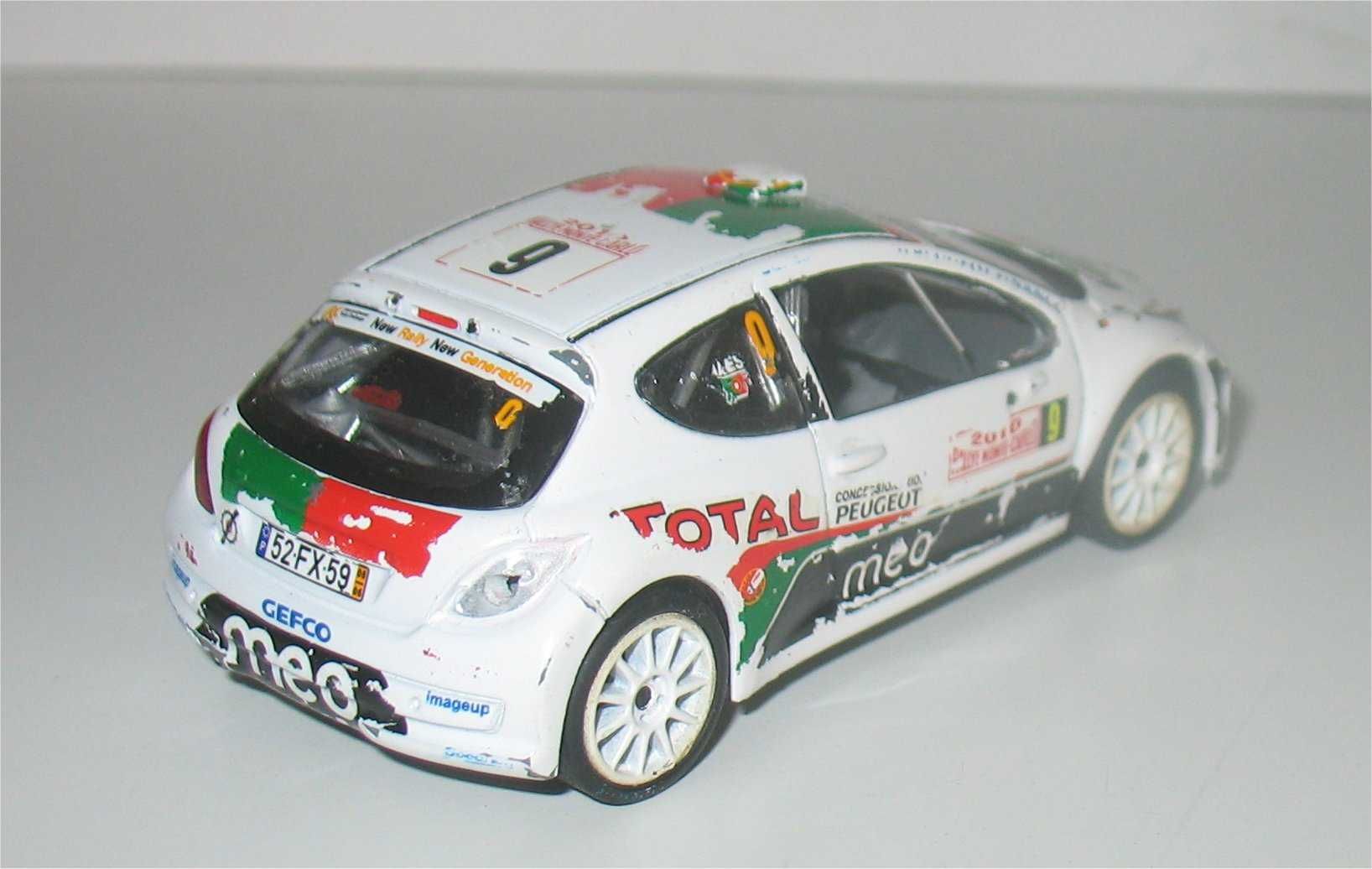 Altaya/Ixo - Peugeot 207 S2000 Bruno Magalhães (para peças)