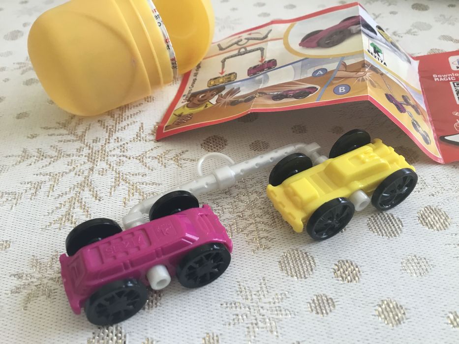 Машинка из киндер-сюрприз