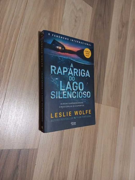 Livro "A rapariga do lago silencioso"