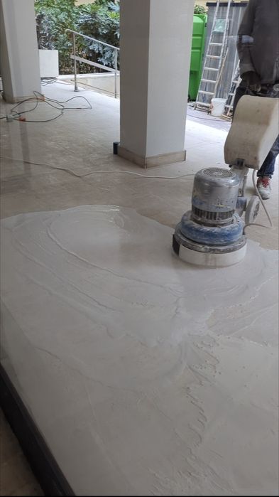 Шліфування та полірування бетону і сходів