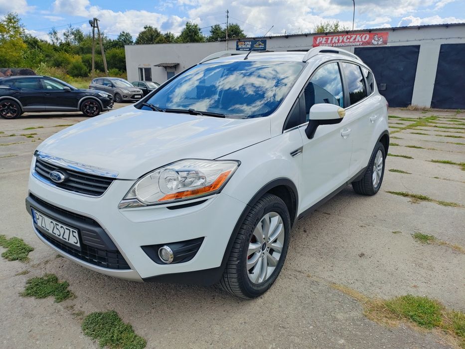 Ford Kuga super stan nowe opony