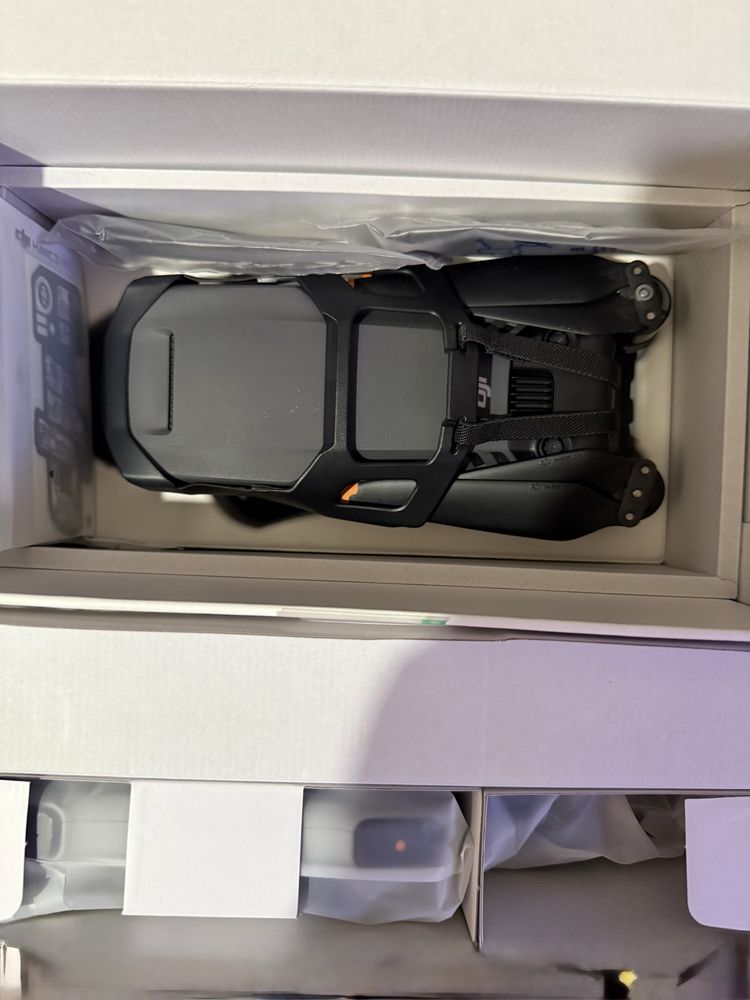 Продам Mavic 3 pro новий