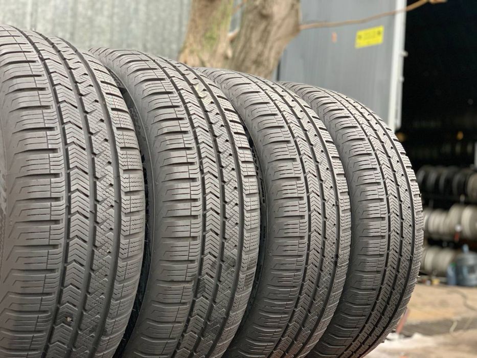 Шини зимові 4шт 205/55 R17 Vredestein Quatrak5