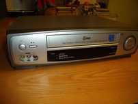 Magnetowid LG,VHS,stereo HI-FI, 6 głowic.