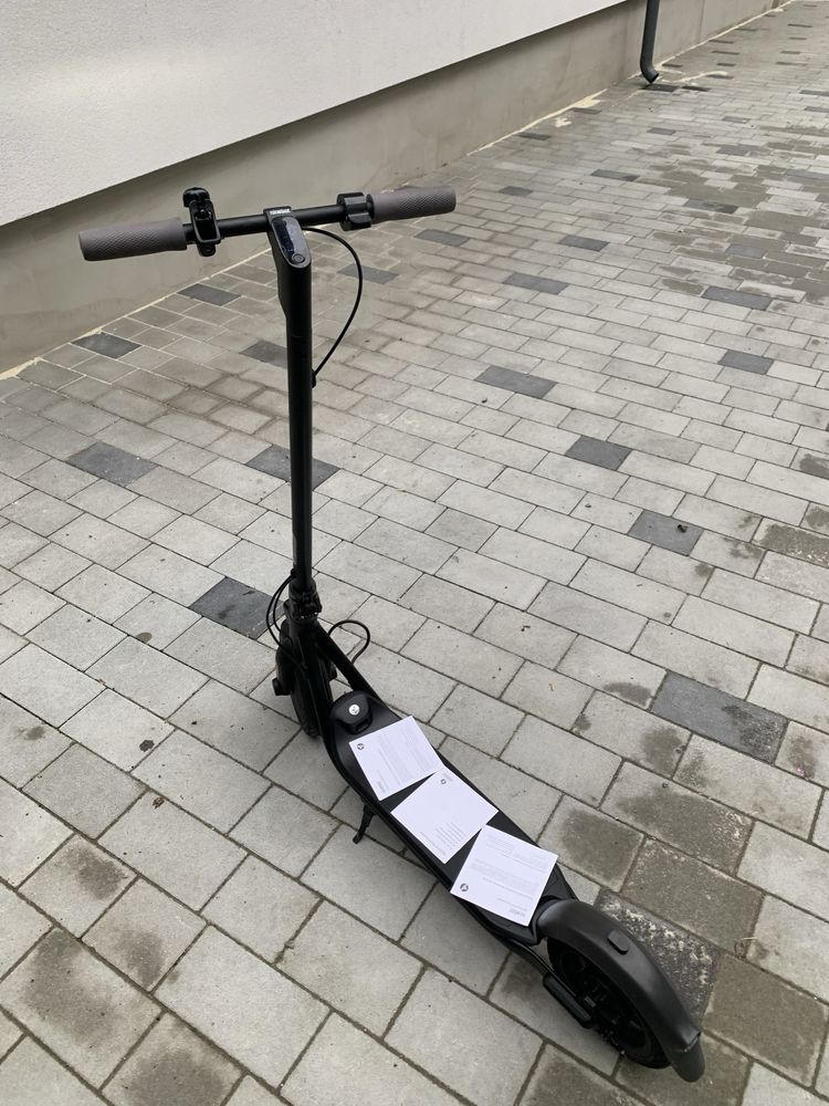 Елетросамокат ninebot f30