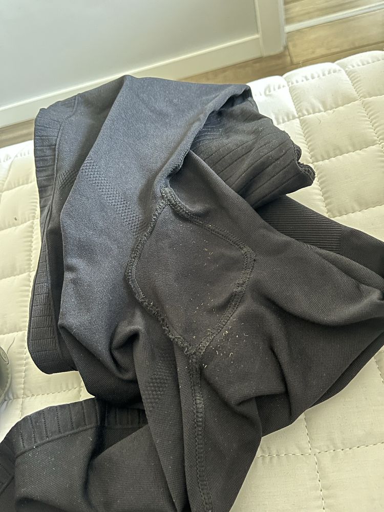 Czarne leginsy z wysokim stanem gymshark